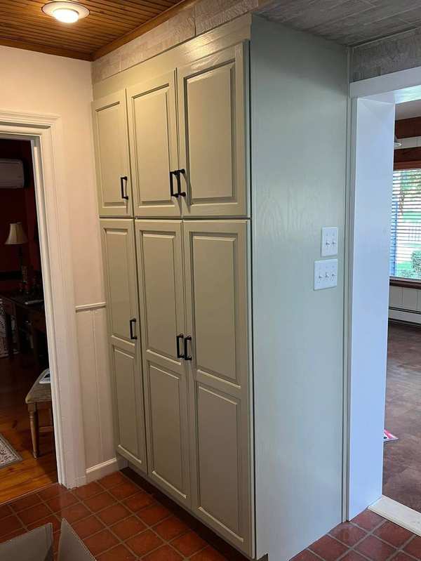 Cabinet refinishing services
